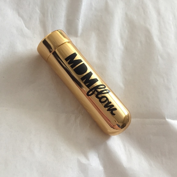 Full Size MDM Flow Lipstick in Bossy - Picture 7 of 7